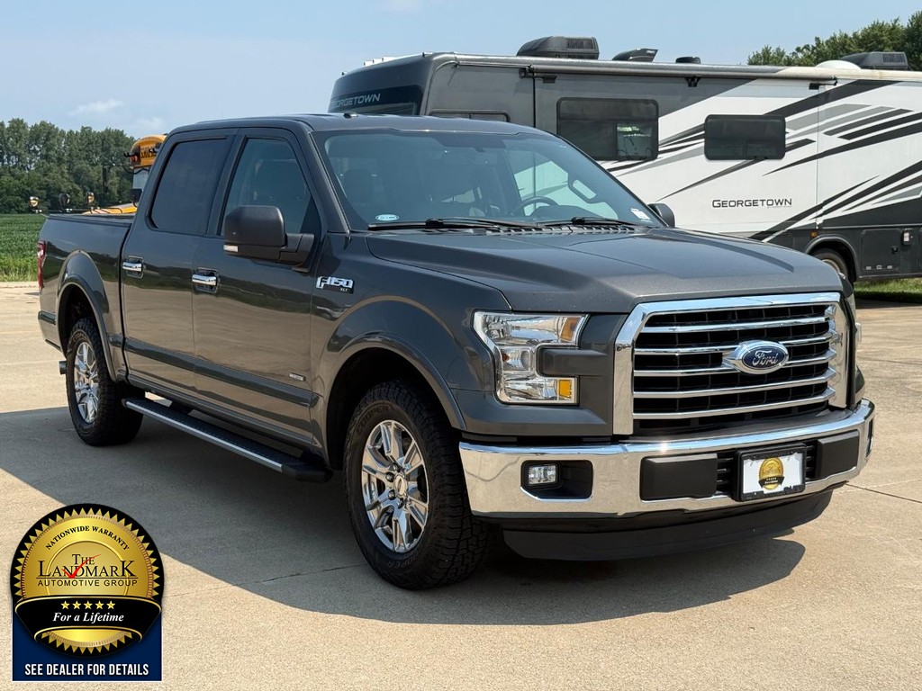 Ford F-150 Vehicle Full-screen Gallery Image 3