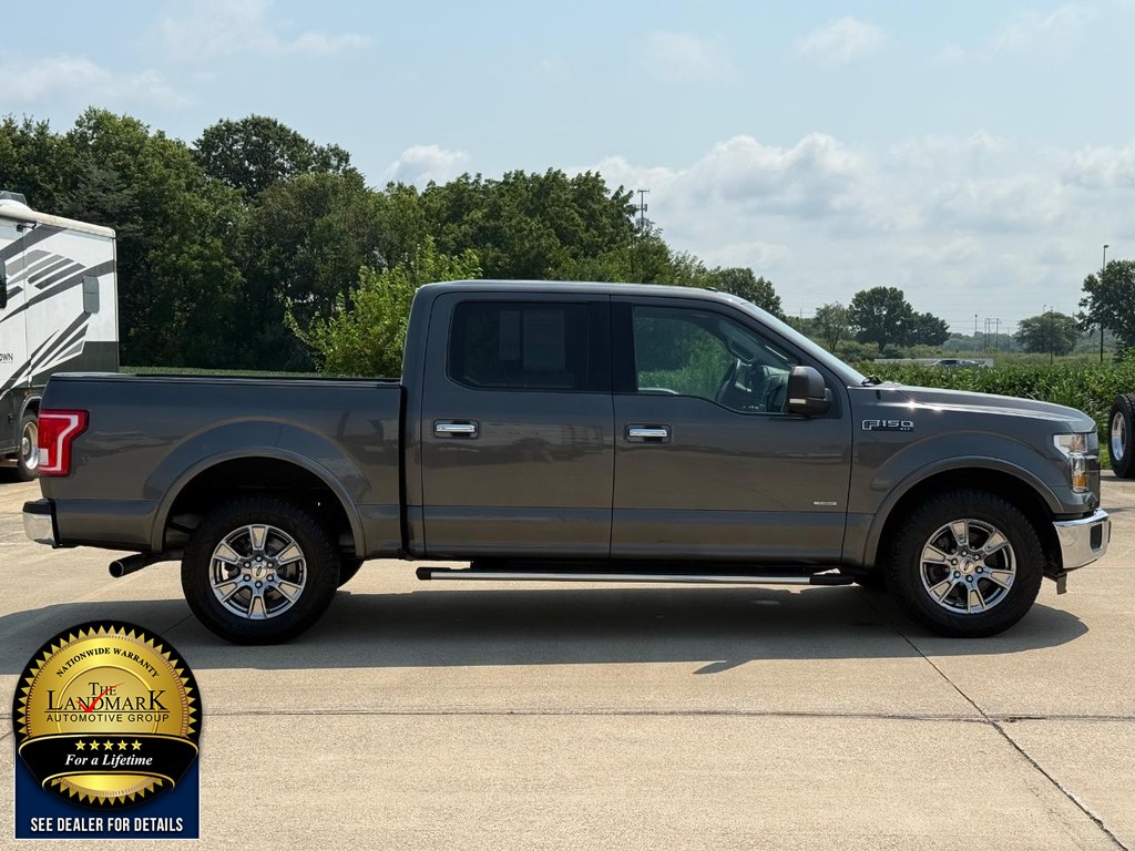 Ford F-150 Vehicle Full-screen Gallery Image 4
