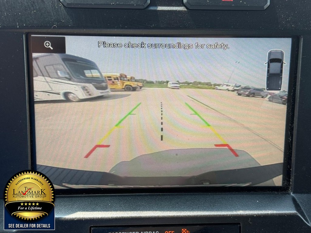 Ford F-150 Vehicle Full-screen Gallery Image 13
