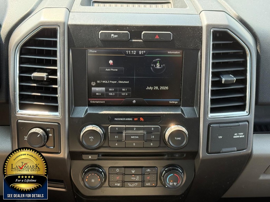 Ford F-150 Vehicle Full-screen Gallery Image 18