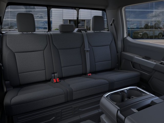 Ford F-150 Vehicle Full-screen Gallery Image 11