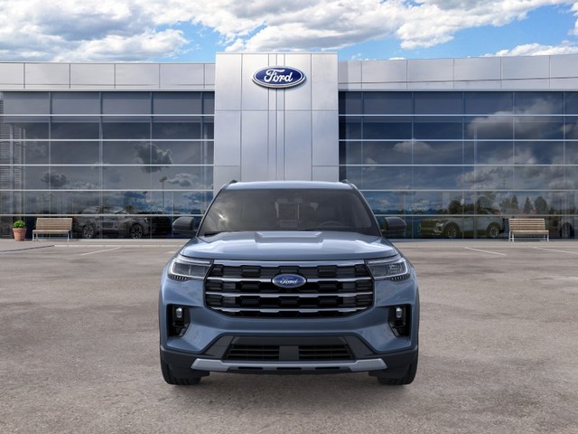 Ford Explorer Vehicle Full-screen Gallery Image 6