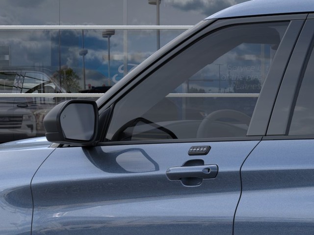 Ford Explorer Vehicle Full-screen Gallery Image 20