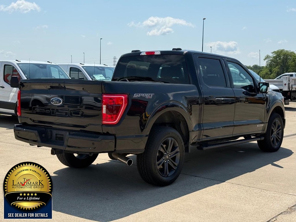 Ford F-150 Vehicle Full-screen Gallery Image 5