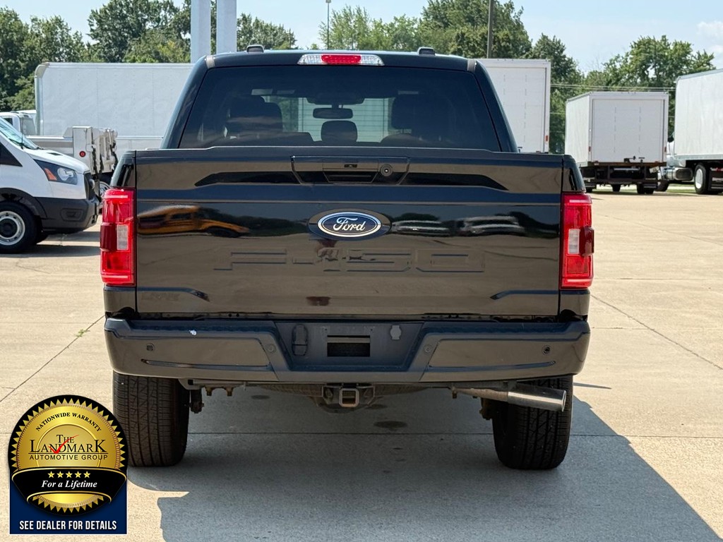 Ford F-150 Vehicle Full-screen Gallery Image 6