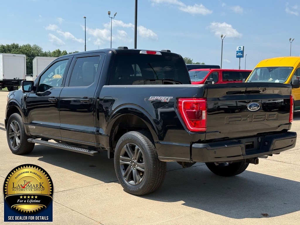 Ford F-150 Vehicle Full-screen Gallery Image 7
