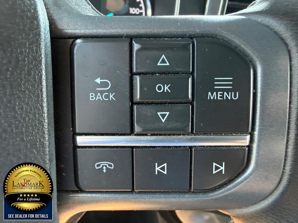 Ford F-150 Vehicle Full-screen Gallery Image 11