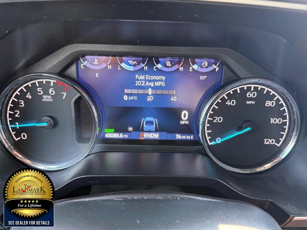 Ford F-150 Vehicle Full-screen Gallery Image 12