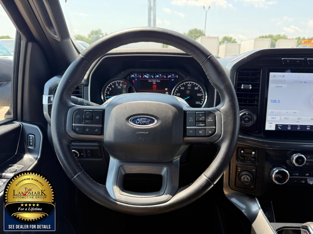 Ford F-150 Vehicle Full-screen Gallery Image 19