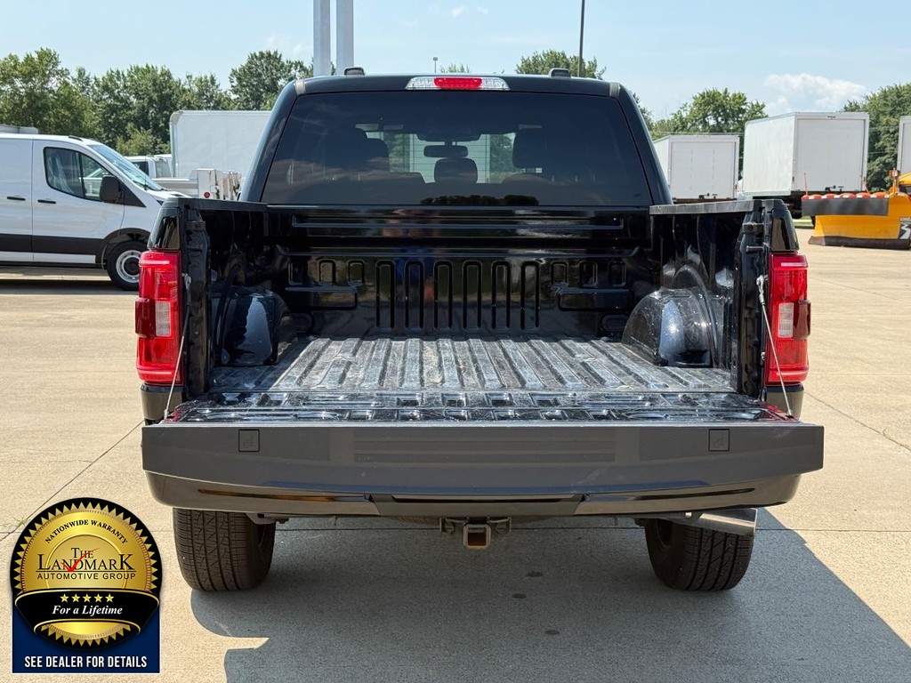 Ford F-150 Vehicle Full-screen Gallery Image 21