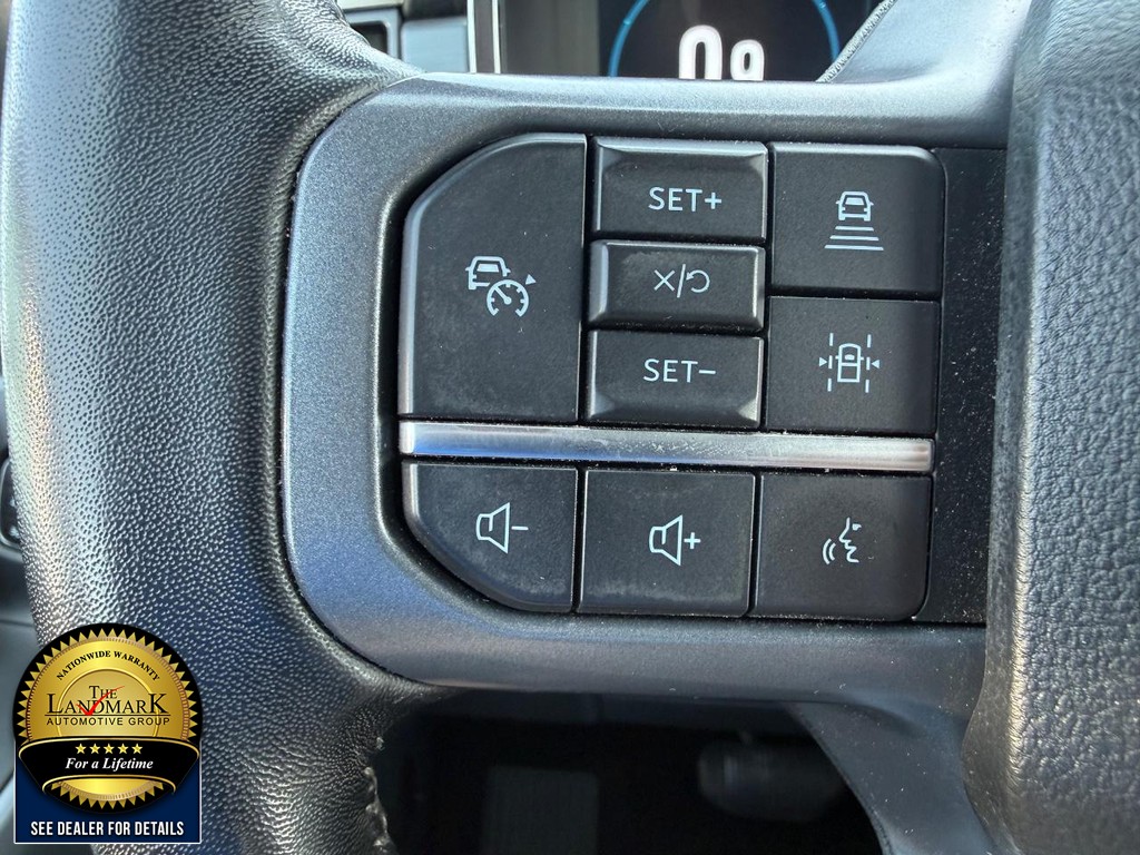 Ford F-150 Vehicle Full-screen Gallery Image 10
