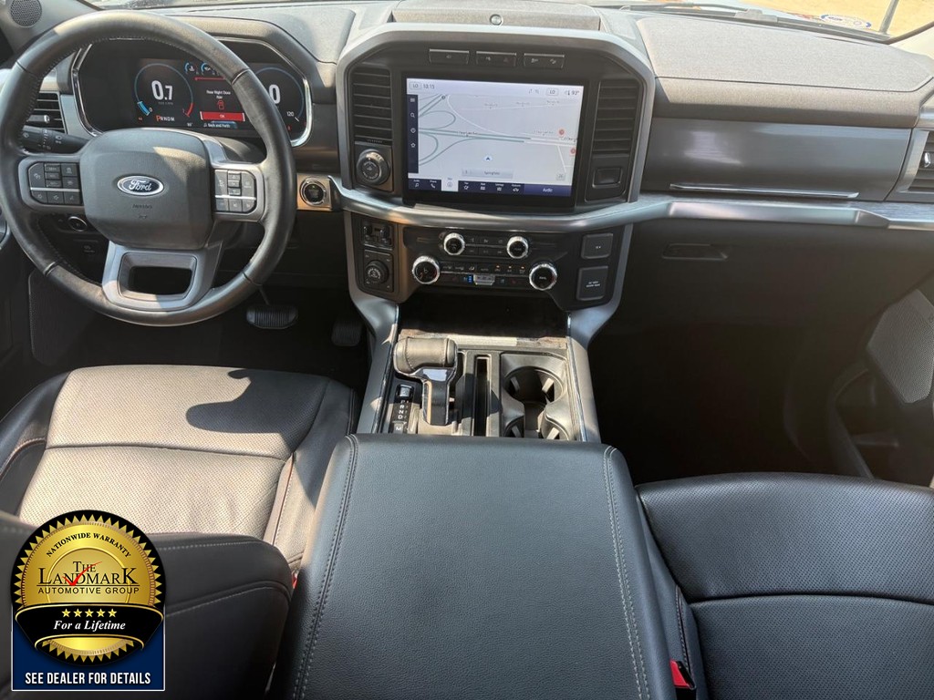 Ford F-150 Vehicle Full-screen Gallery Image 18