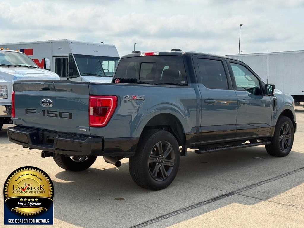 Ford F-150 Vehicle Full-screen Gallery Image 5