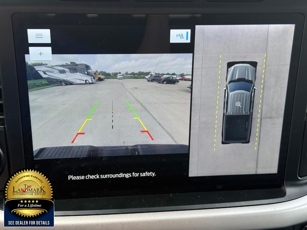 Ford F-150 Vehicle Full-screen Gallery Image 13