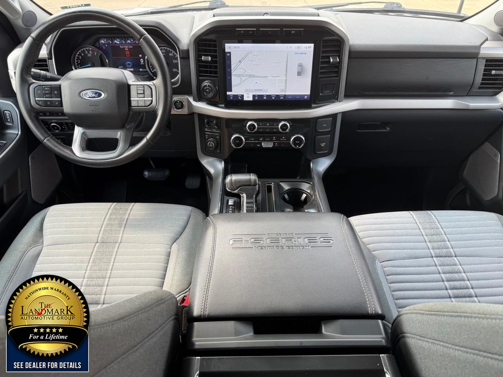 Ford F-150 Vehicle Full-screen Gallery Image 17