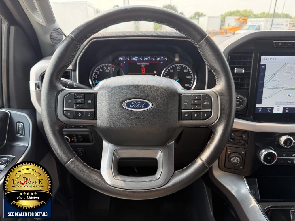 Ford F-150 Vehicle Full-screen Gallery Image 18