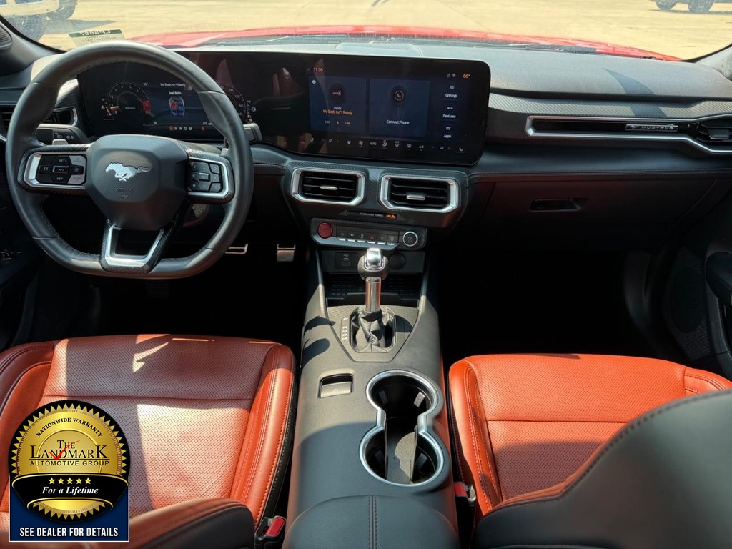 Ford Mustang Vehicle Full-screen Gallery Image 17