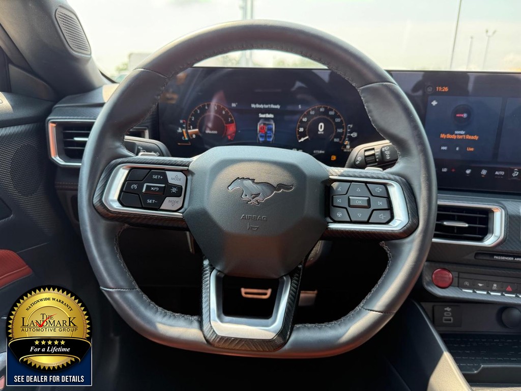 Ford Mustang Vehicle Full-screen Gallery Image 18