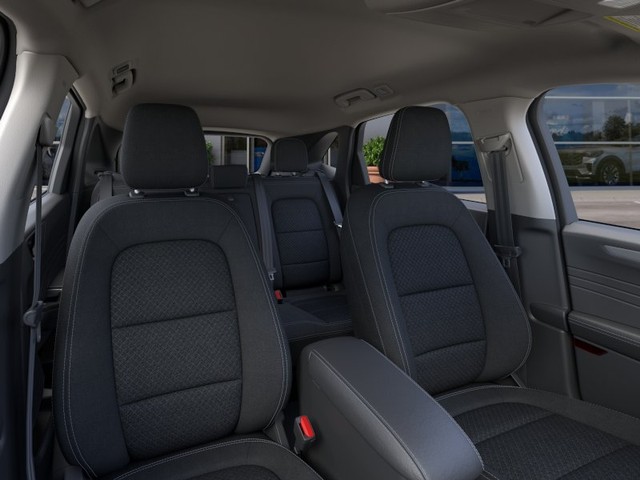 Ford Escape Vehicle Full-screen Gallery Image 10