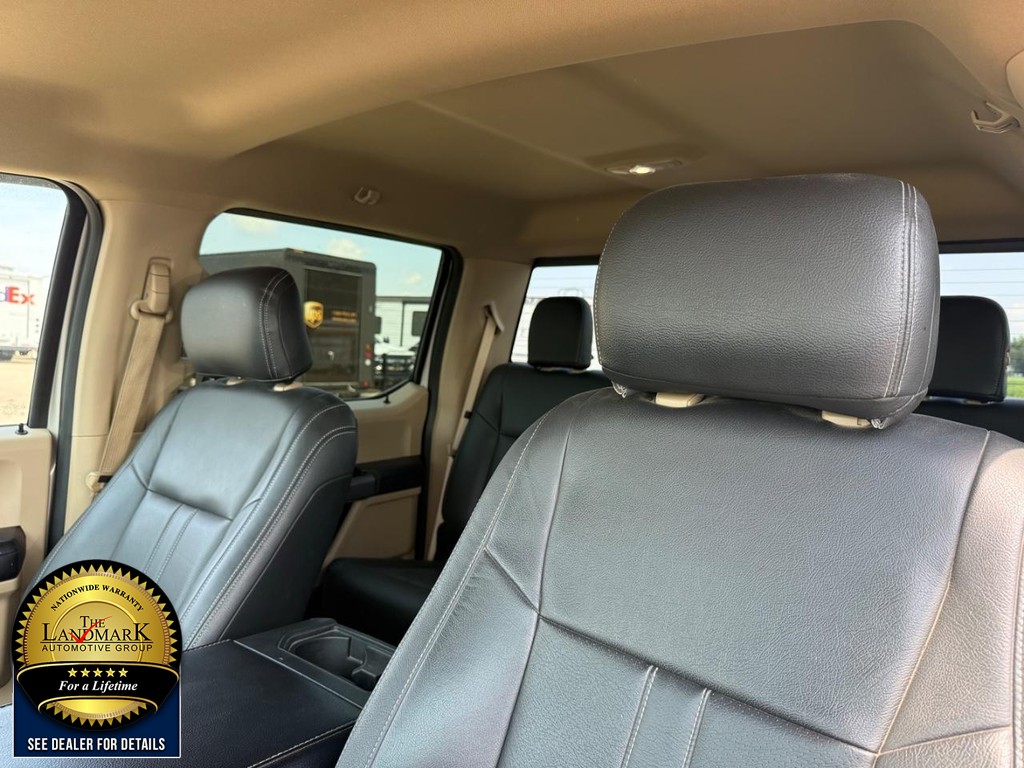 Ford F-150 Vehicle Full-screen Gallery Image 9