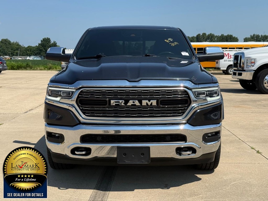 Ram 1500 Vehicle Full-screen Gallery Image 2