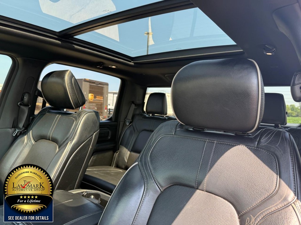 Ram 1500 Vehicle Full-screen Gallery Image 9