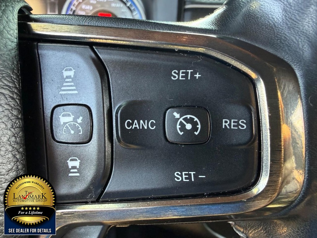 Ram 1500 Vehicle Full-screen Gallery Image 11