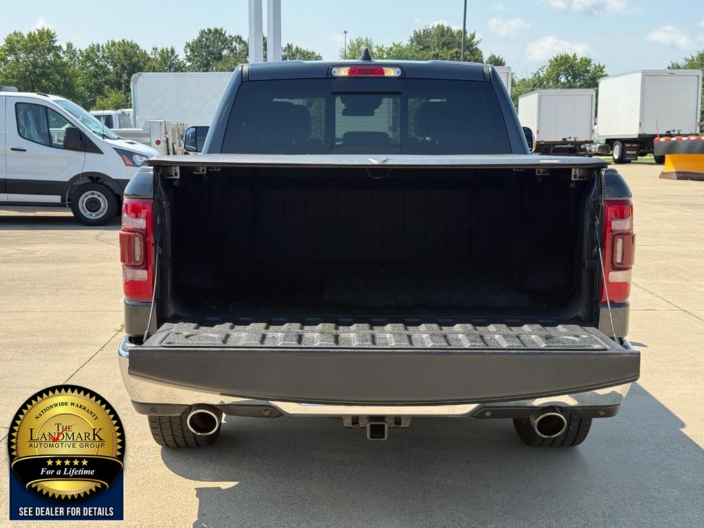 Ram 1500 Vehicle Full-screen Gallery Image 21