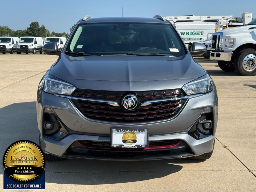 Buick Encore GX Vehicle Full-screen Gallery Image 02