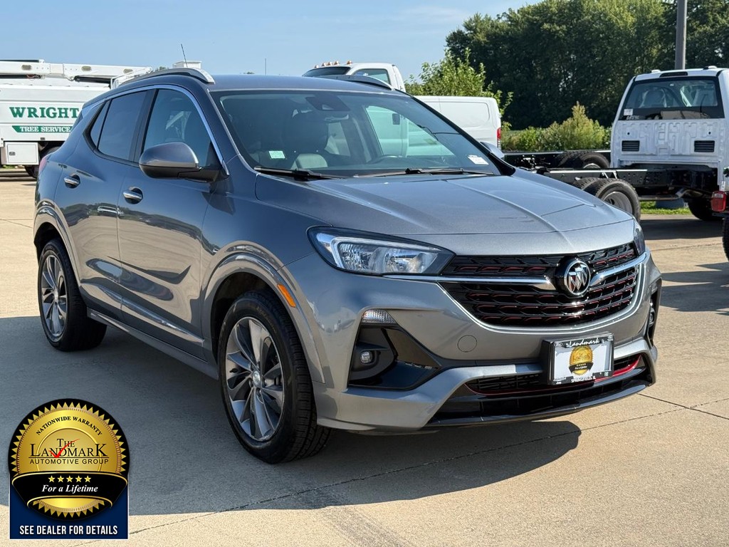 Buick Encore GX Vehicle Full-screen Gallery Image 03