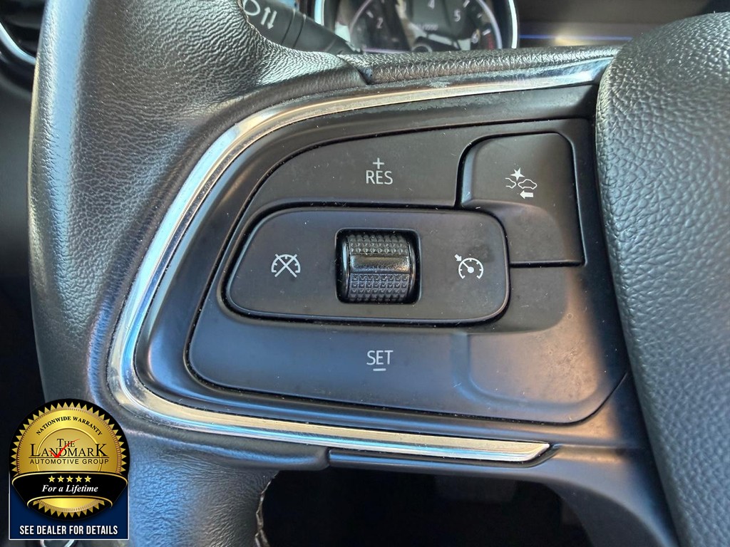 Buick Encore GX Vehicle Full-screen Gallery Image 10