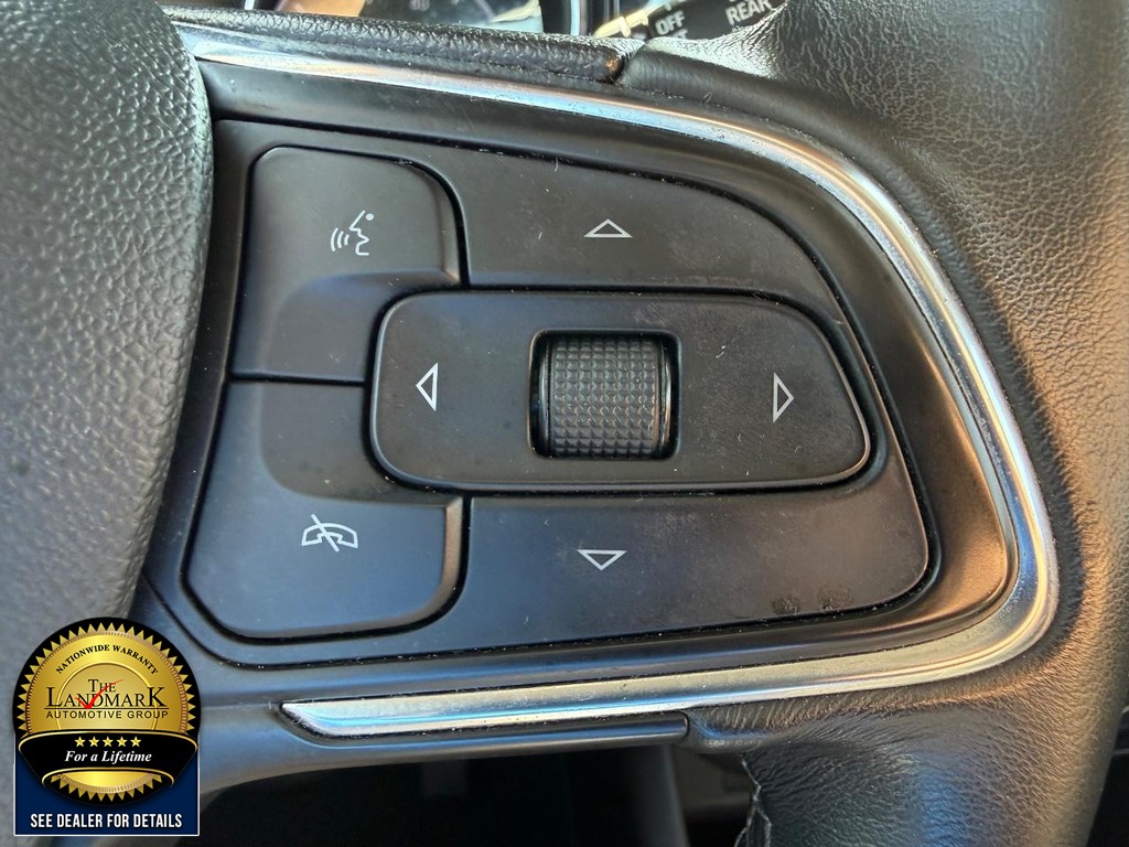 Buick Encore GX Vehicle Full-screen Gallery Image 11