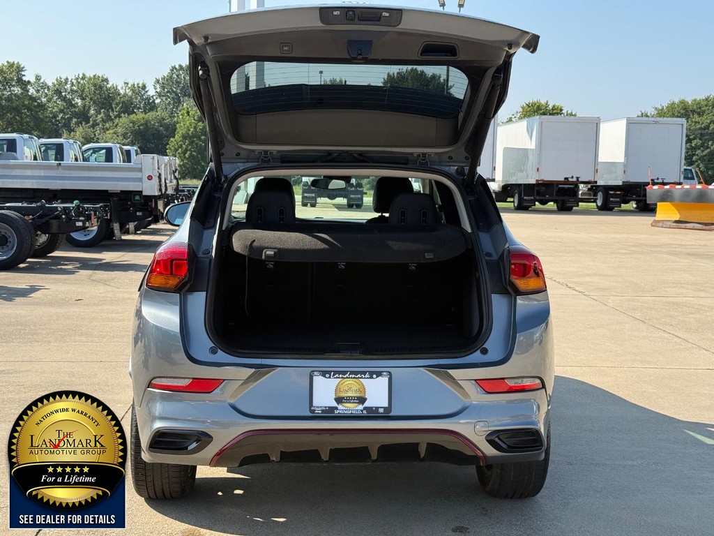 Buick Encore GX Vehicle Full-screen Gallery Image 19
