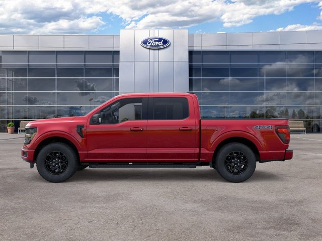 Ford F-150 Vehicle Full-screen Gallery Image 3