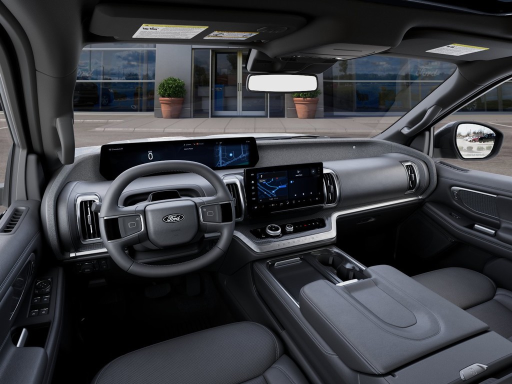 Ford Expedition Vehicle Full-screen Gallery Image 9