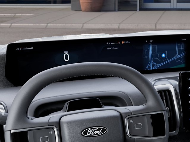 Ford Expedition Vehicle Full-screen Gallery Image 13