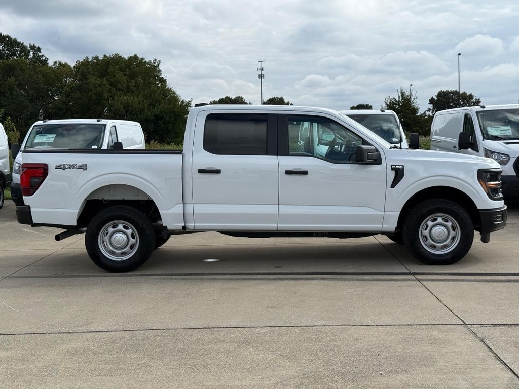 Ford F-150 Vehicle Full-screen Gallery Image 4