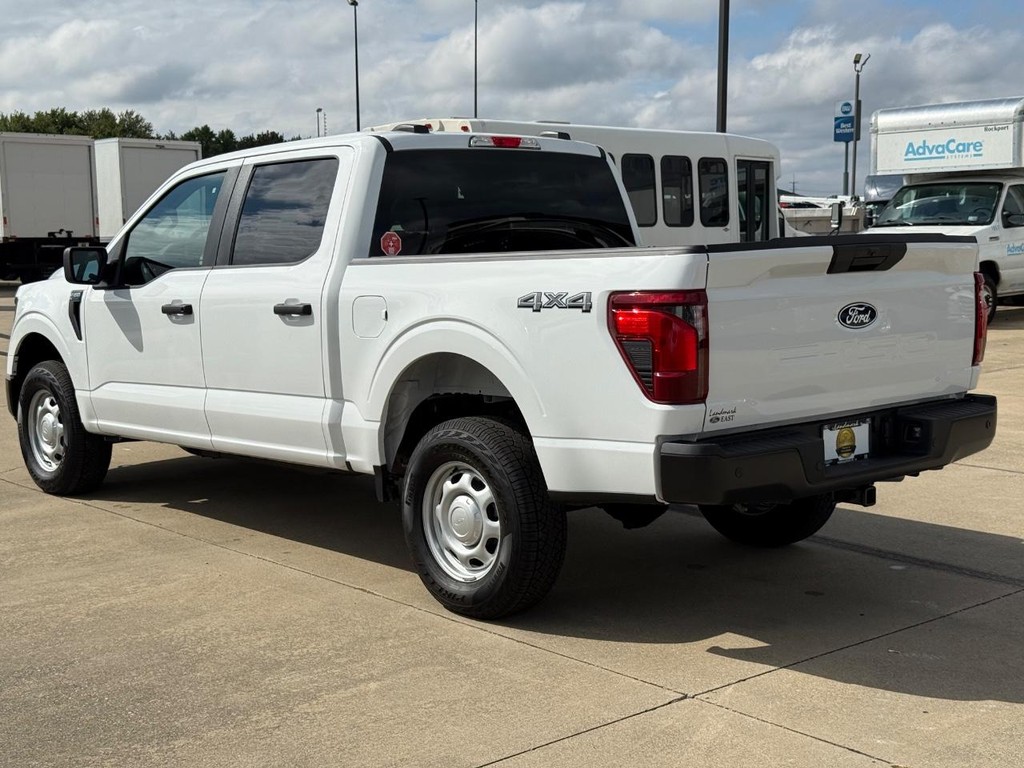 Ford F-150 Vehicle Full-screen Gallery Image 7