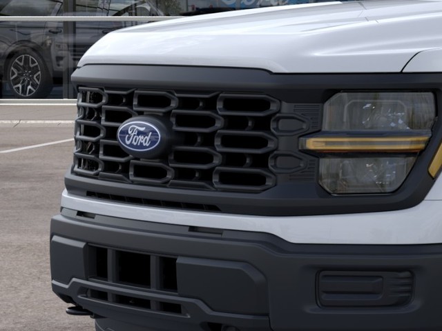Ford F-150 Vehicle Full-screen Gallery Image 17