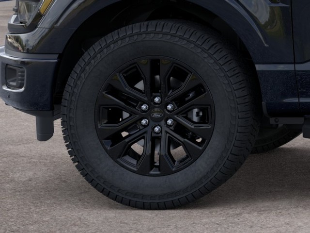 Ford F-150 Vehicle Full-screen Gallery Image 19