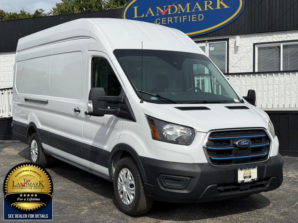 Ford E-Transit Cargo Van Vehicle Full-screen Gallery Image 3