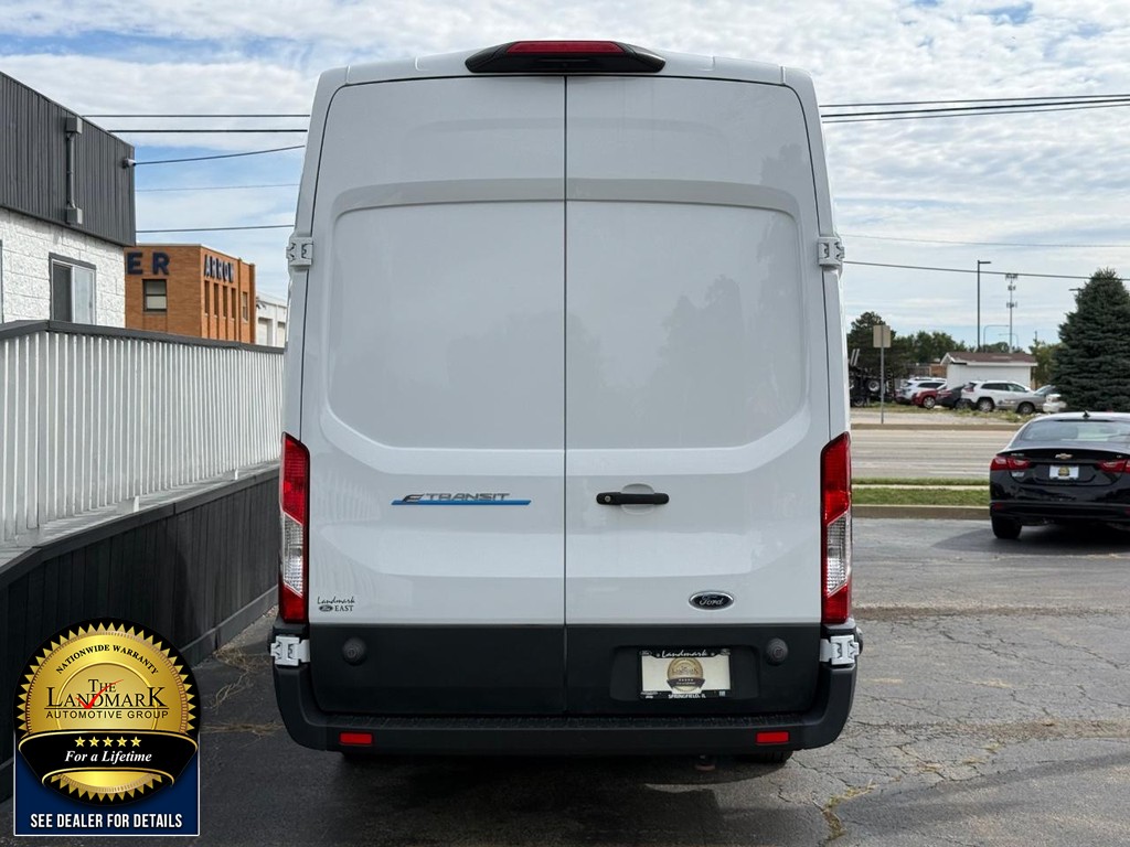Ford E-Transit Cargo Van Vehicle Full-screen Gallery Image 6