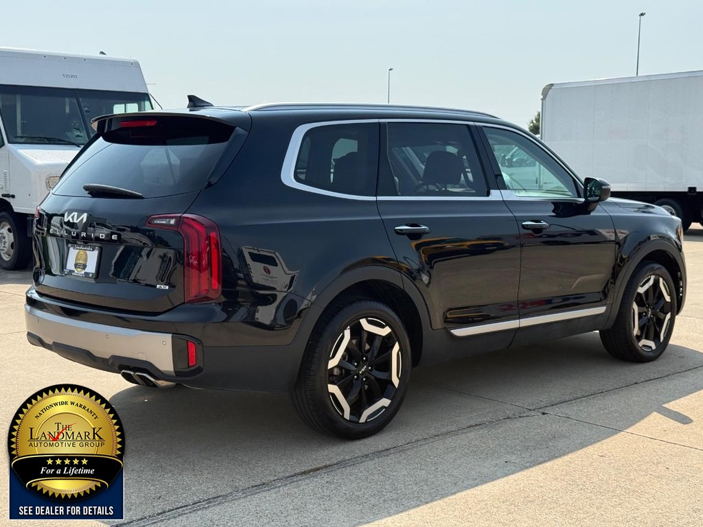 Kia Telluride Vehicle Full-screen Gallery Image 5