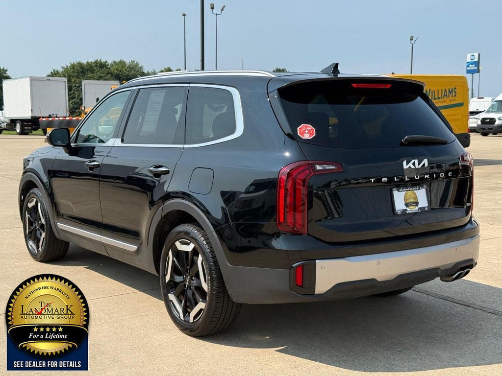Kia Telluride Vehicle Full-screen Gallery Image 7