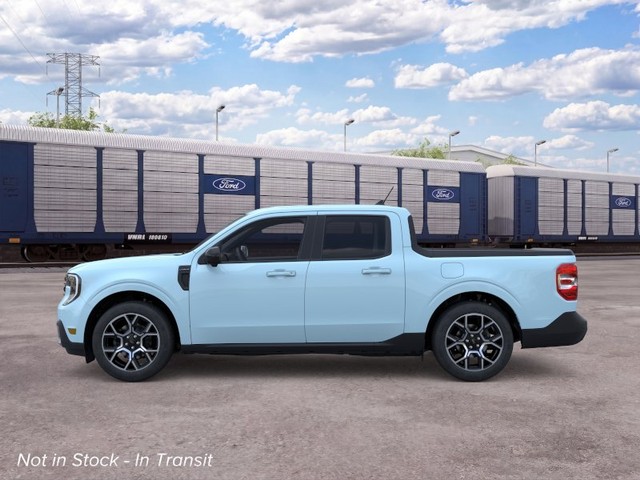 Ford Maverick Vehicle Full-screen Gallery Image 3