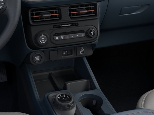 Ford Maverick Vehicle Full-screen Gallery Image 16