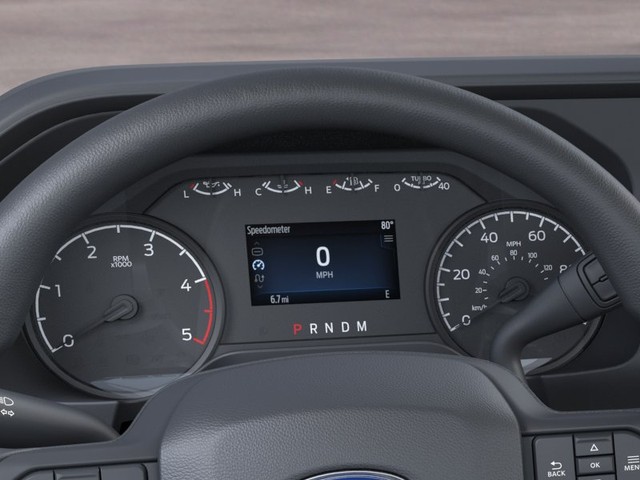 Ford F-550SD Vehicle Full-screen Gallery Image 13