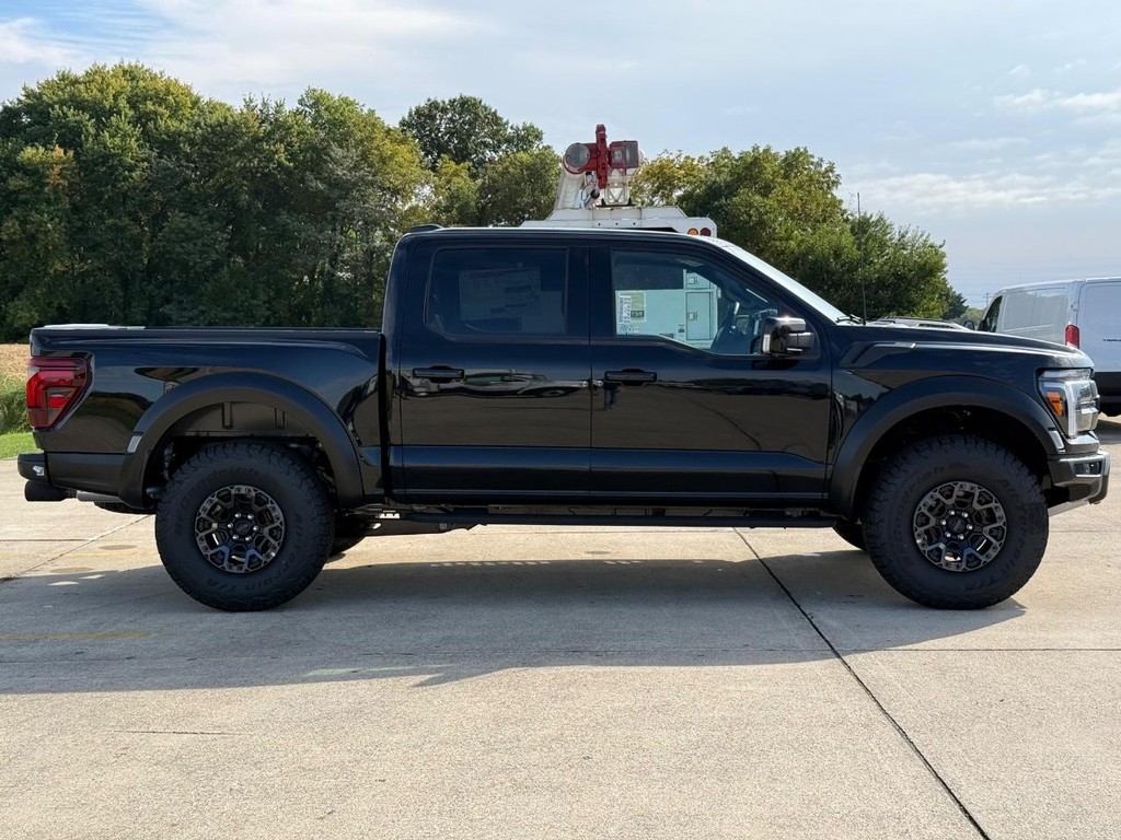 Ford F-150 Vehicle Full-screen Gallery Image 4