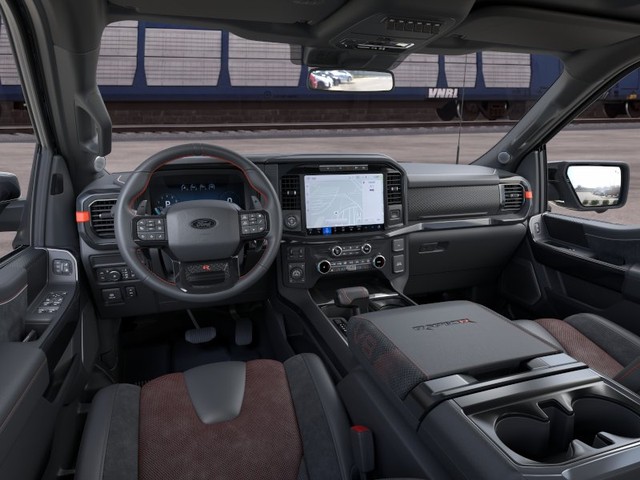 Ford F-150 Vehicle Full-screen Gallery Image 9