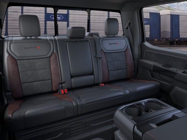 Ford F-150 Vehicle Full-screen Gallery Image 11